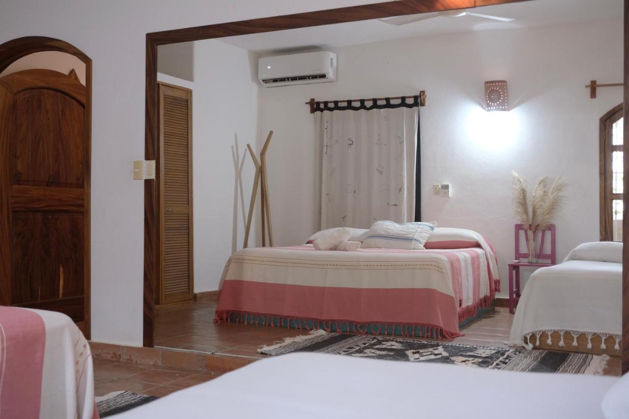 Stylish And Huge Apartment By The Beach Brisas de Zicatela Exterior foto